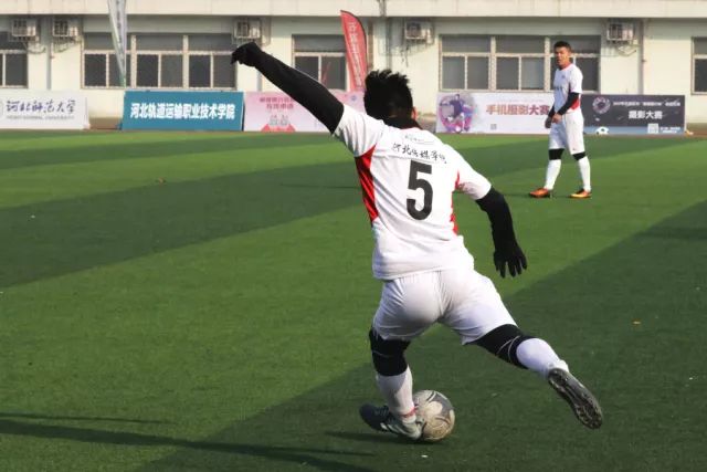 快船大胜开拓者升西部第五 国王终结火箭3连胜